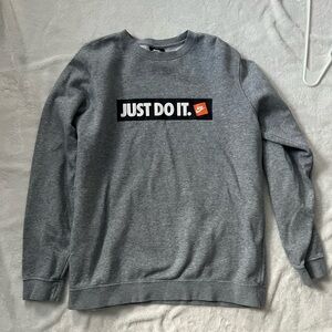 Mens Nike sweatshirt